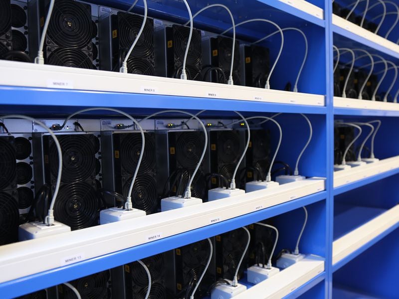Bitcoin Miners Offload $129M BTC in Day, Sending Reserves to the Lowest Point Since May