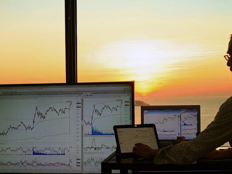 Bitcoin (BTC), Ether (ETH) Prone to Topside Volatility as $15B Options Expiry Looms