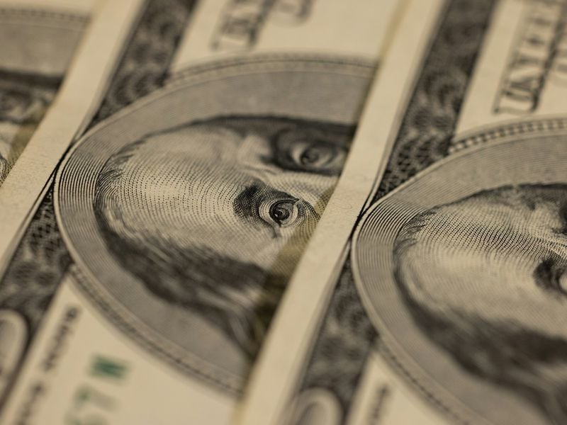 Bitcoin (BTC) Bulls Pin Hopes on Weaker Dollar to Extend Rally