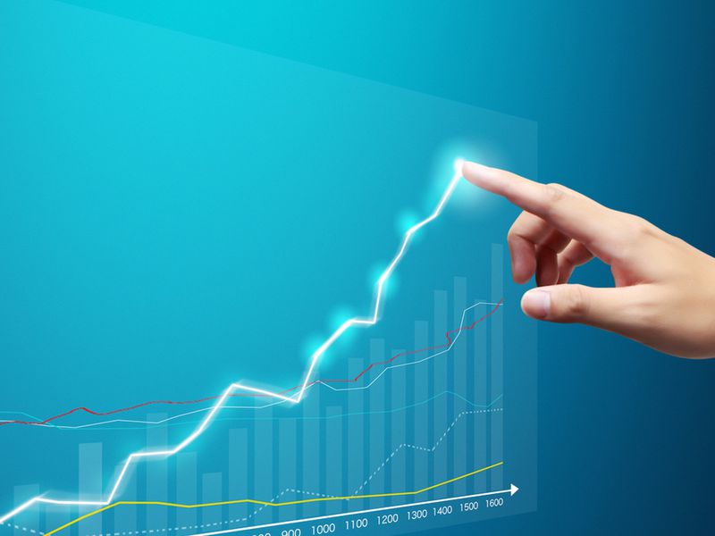 Crypto Stocks Gain as Bitcoin Tops $72K for First Time Since March