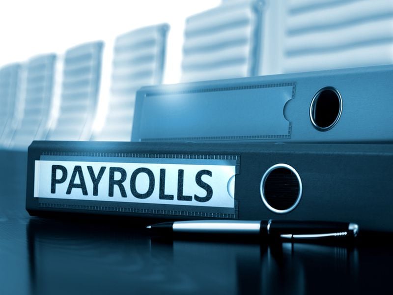 U.S. Nonfarm Payrolls Eyed as Bitcoin Heads for Largest Weekly Loss Since FTX's Collapse