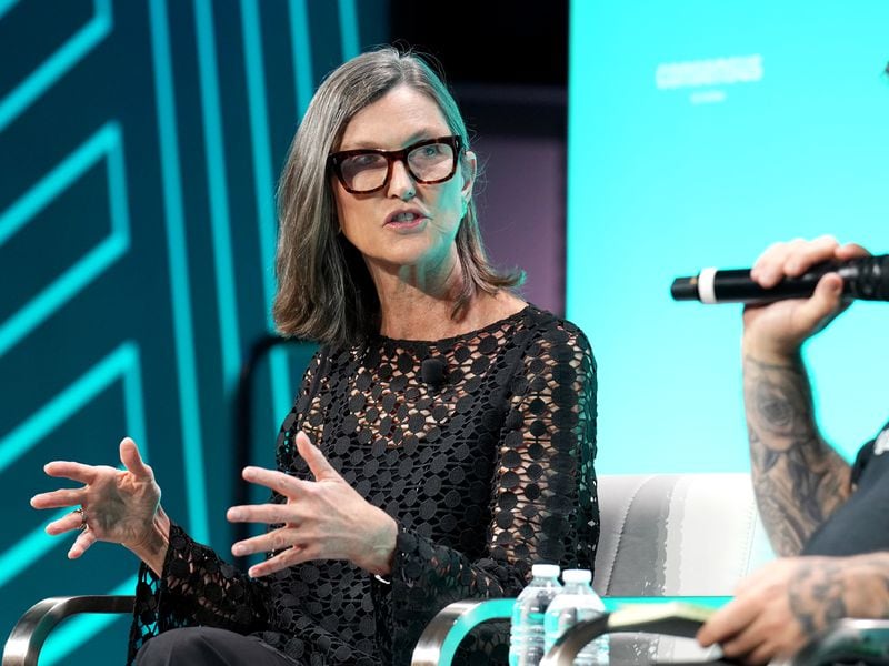 ARK Invest Sold $14.8M of Coinbase Shares Thursday Ahead of the Exchange's Earnings Report