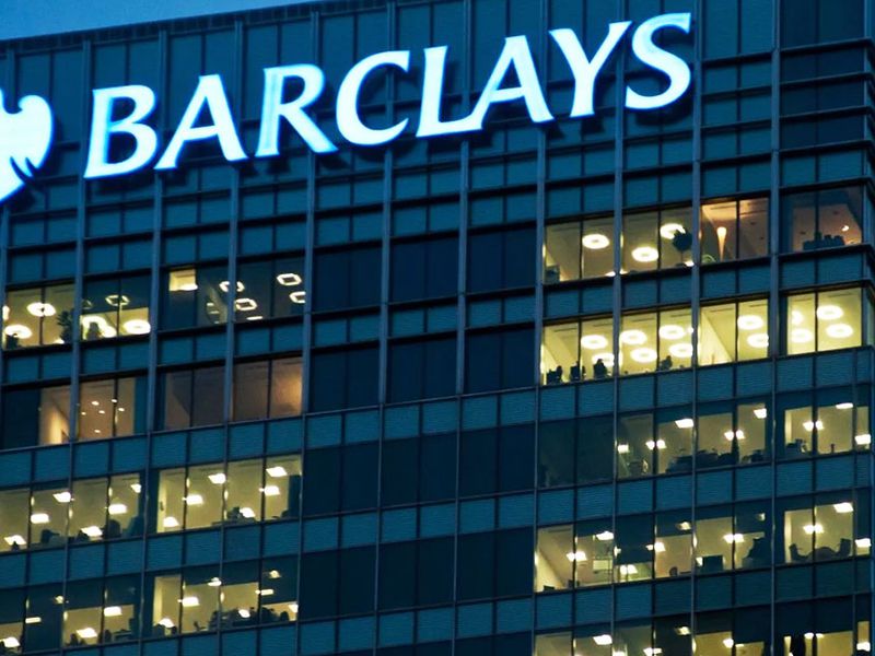 Coinbase (COIN), Robinhood (HOOD) Upgraded by Barclays Analyst, Citing 'Matured' Business Models
