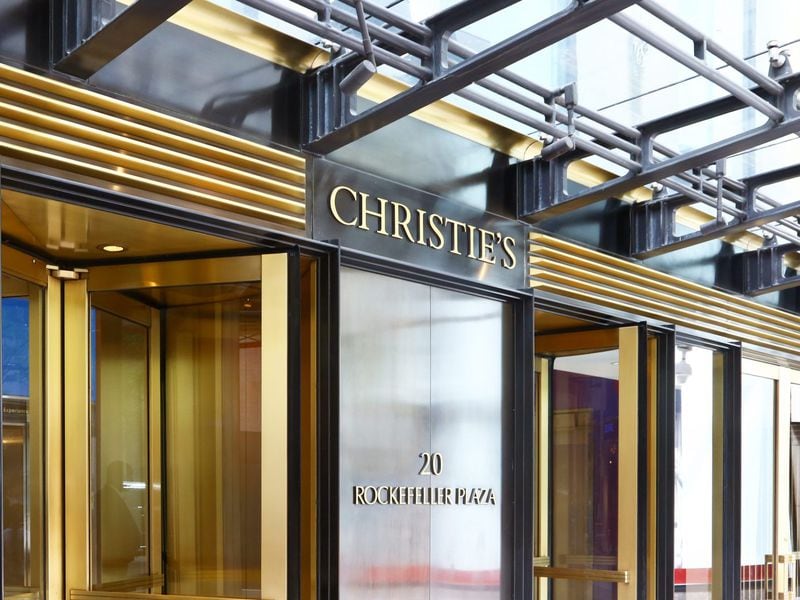 Auction House Christie's to Offer Blockchain-Based Ownership Certificates for Photography Collection