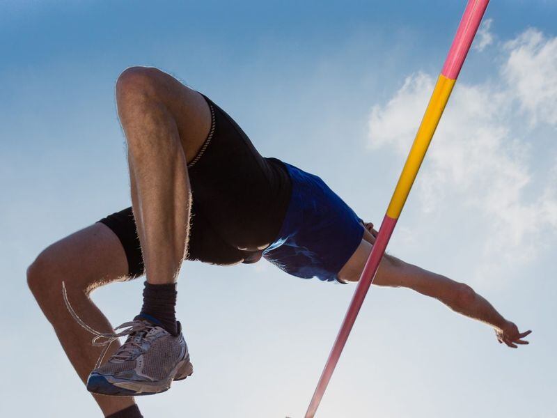 Bitcoin Begins the Week on a High, Jumps Above $64K