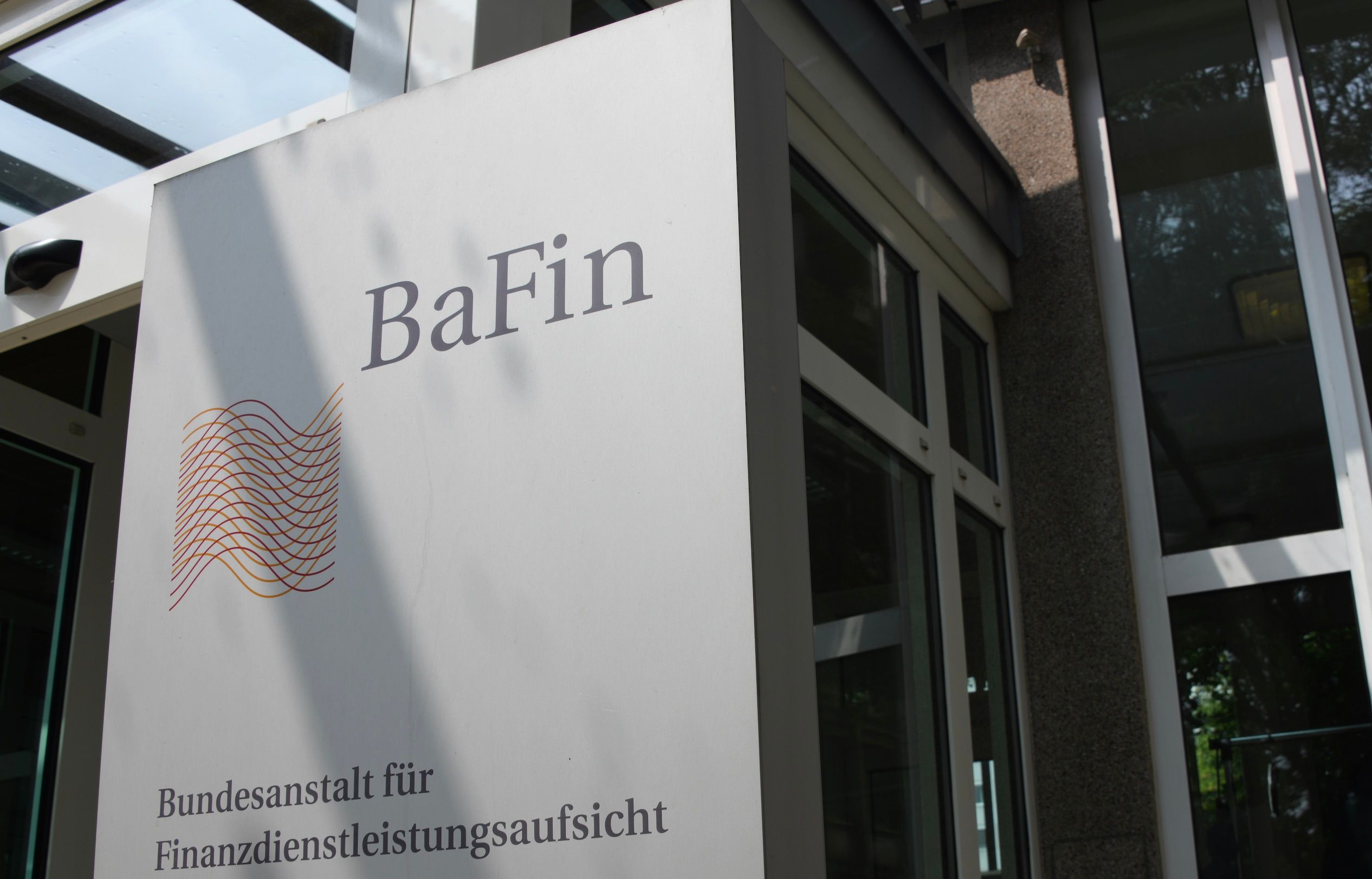 German Regulator BaFin Identifies 'Deficiencies' in Ethena's USDe Stablecoin, Orders Immediate Issuance Halt