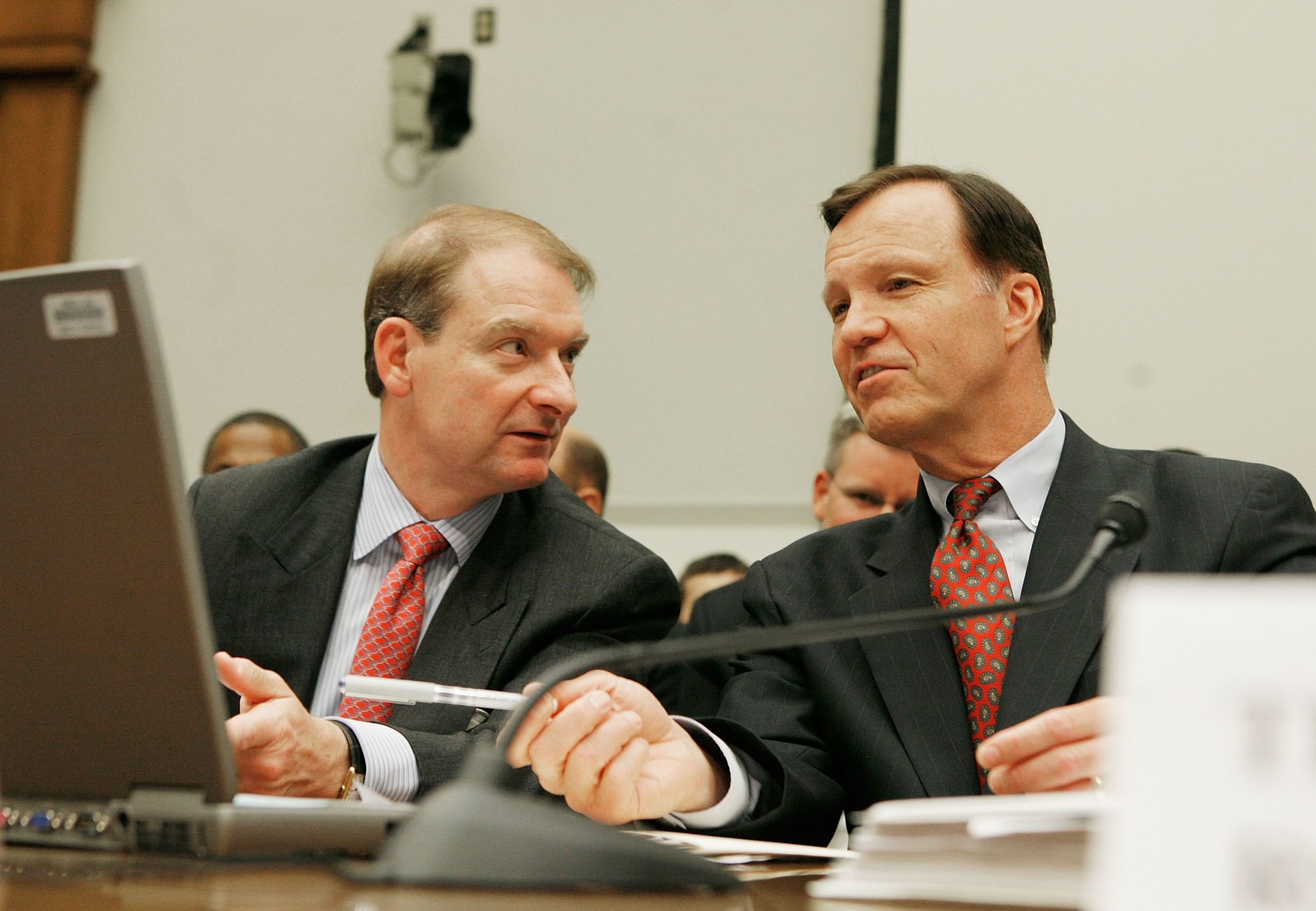 XRP, SOL, DOGE ETFs Likely Won't Be Approved Until New SEC Chair Is Sworn In