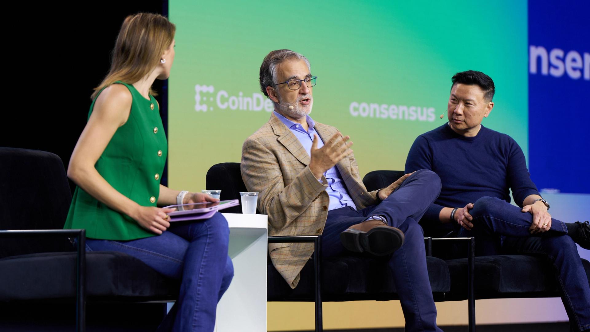 PayPal's Crypto Head Says Banks Are Key to Unlock Stablecoin Potential