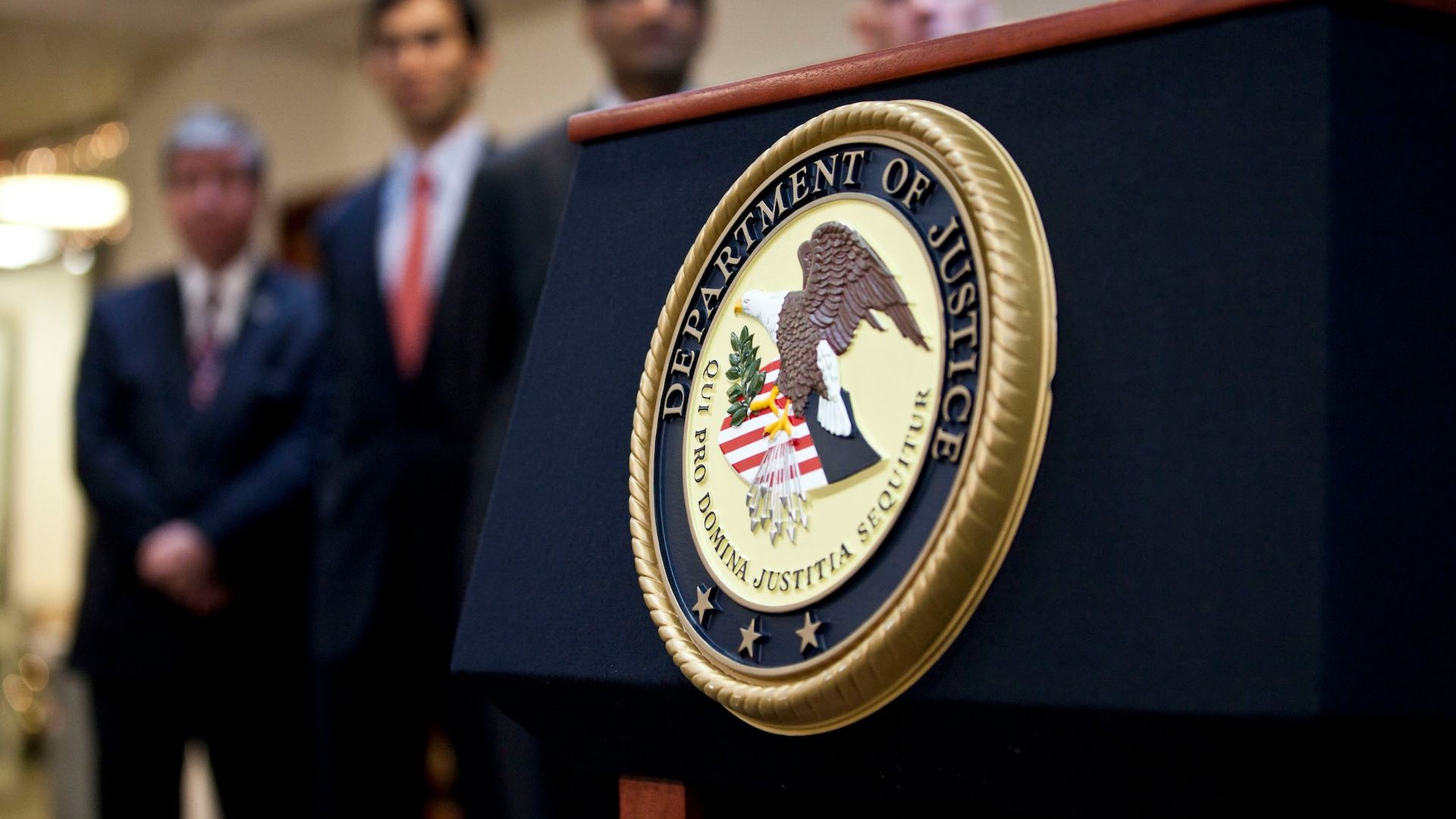 U.S. DOJ Charges 12 With $263M Crypto Theft Linked to Genesis Creditor