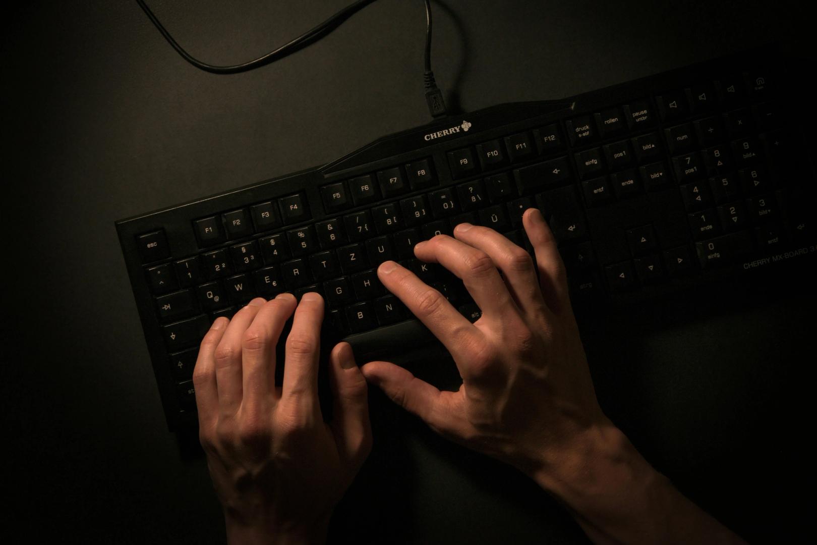 Satoshi Era-Whale's $8B Bitcoin Move Could be Linked to Wallet Security Upgrade: Arkham